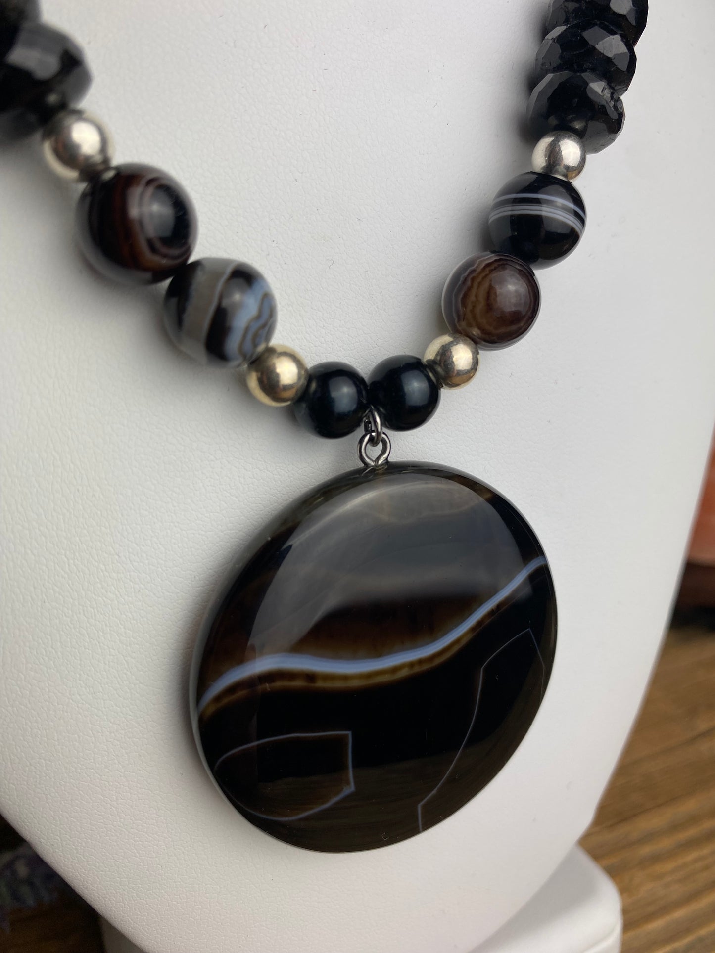 Black Stripe Agate Bead Necklace