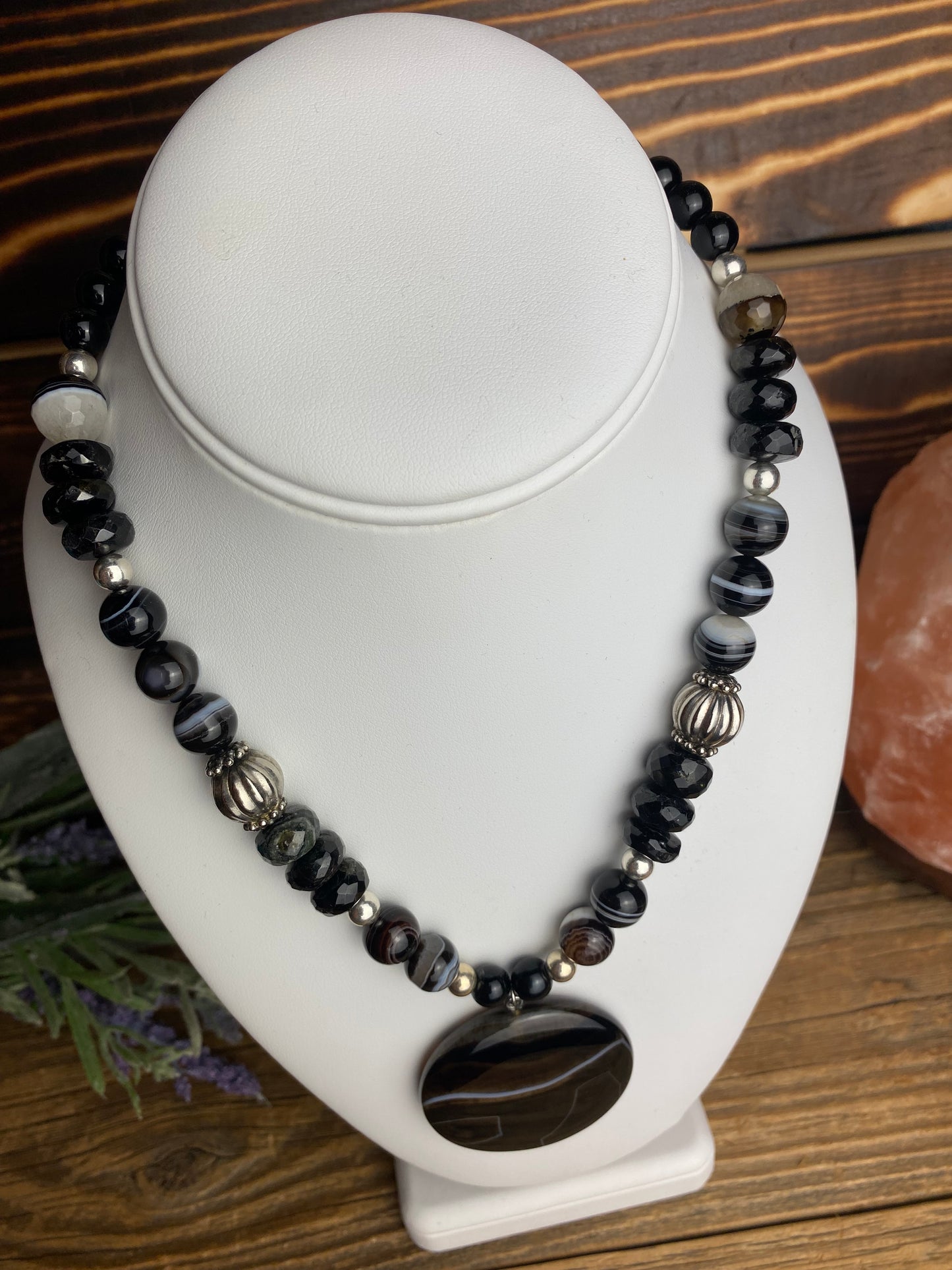 Black Stripe Agate Bead Necklace