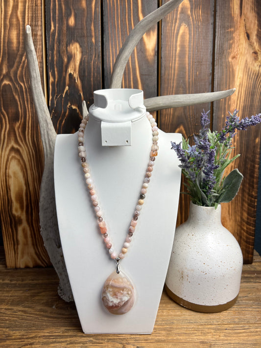 Flower Agate  Necklace