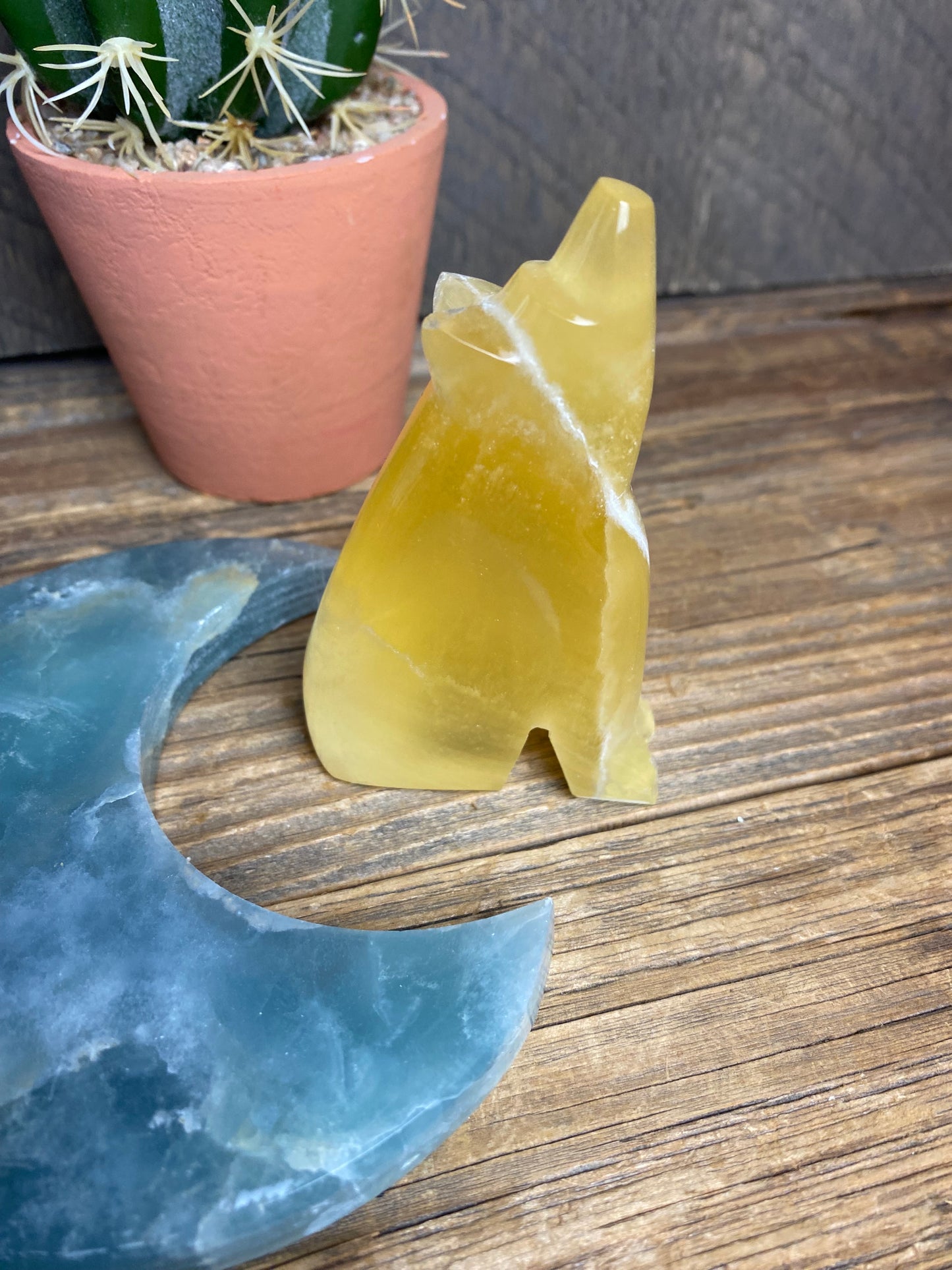 Honeycomb  Calcite Hand-Carved Howling Coyote