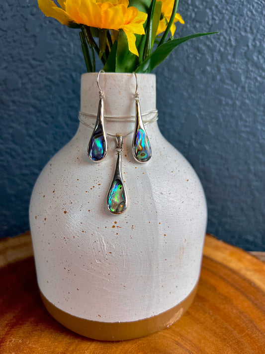 Mother of Pearl Shell Teardrop Necklace and Earring Set